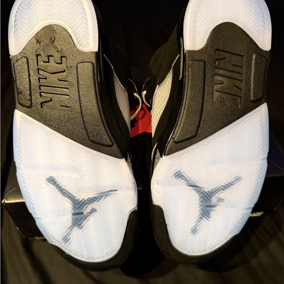 Jordan 5 black metallic